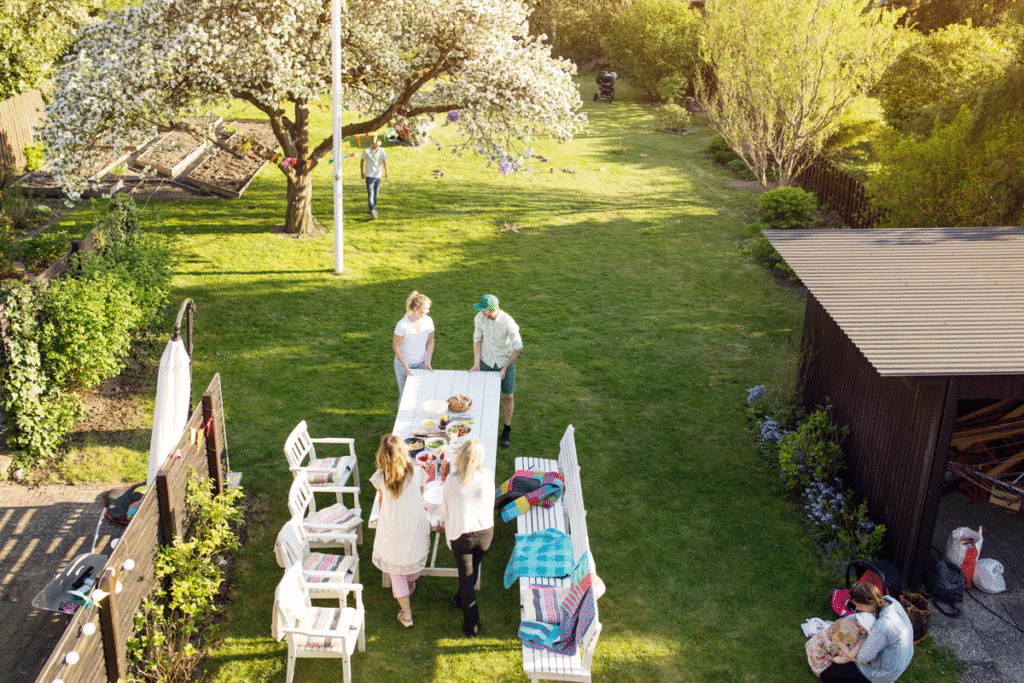  | Exquisite Lawn & Landscaping